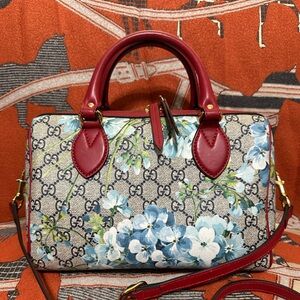 GUCCI ❤️🌟 GG SUPREME MONOGRAM BLOSSOM BAG W/ LONG STRAP ⭐️